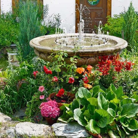 Recherche fontaine centrale pur jardin Cysoing (59)