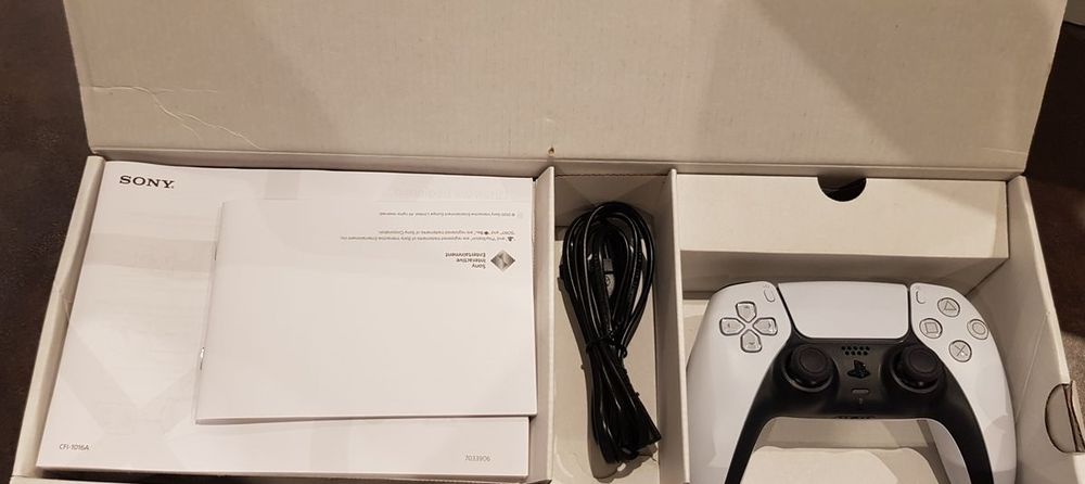 Console PS5 Edition Standard (Avec lecteur) dans le carton Consoles et jeux vidéos