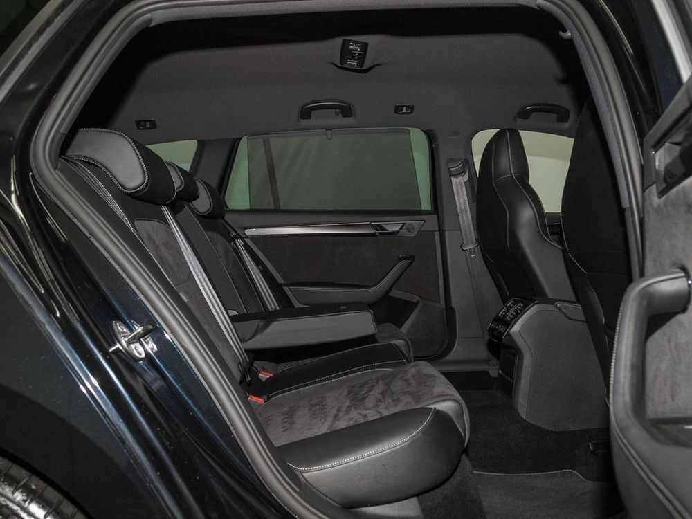 Superb Combi 1.4 TSI PHEV 218 ch DSG6 Sportline 2021 occasion 69007 Lyon