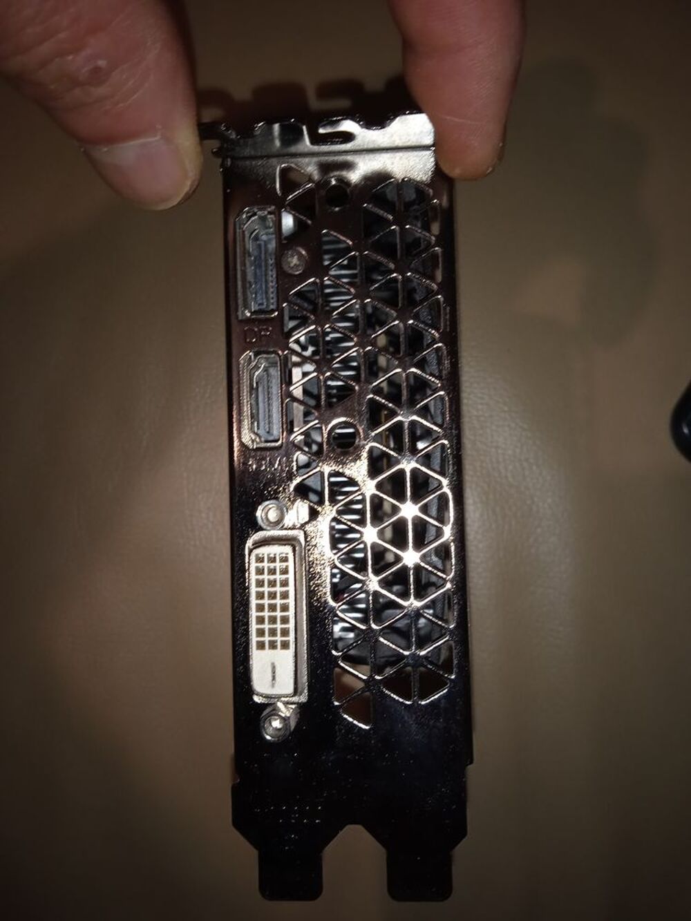 Carte graphique NVIDIA GTX 1650 4 Gb Matériel informatique