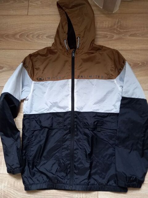 Coupe -vent marron et noir marque Gmo taille 14 ans 12 Villiers (86)