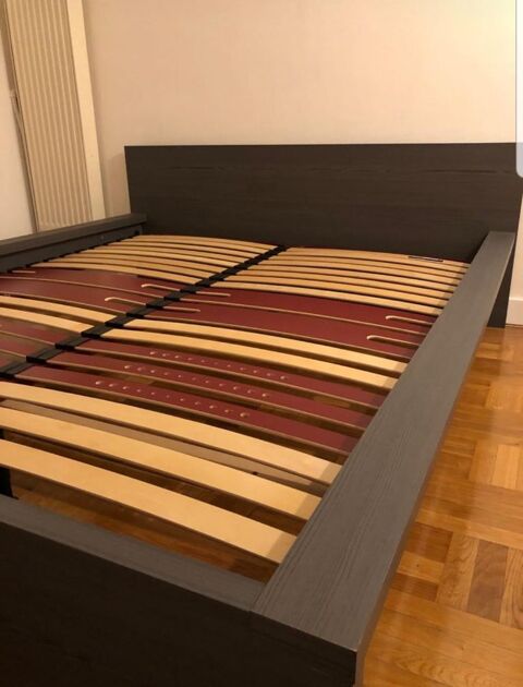 Lit 2 places 160x200 + sommier Bultex 2x80x200 200 Boulogne-Billancourt (92)