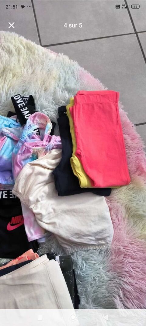 lots v�tements 8 ans propre 10 Meilhaud (63)