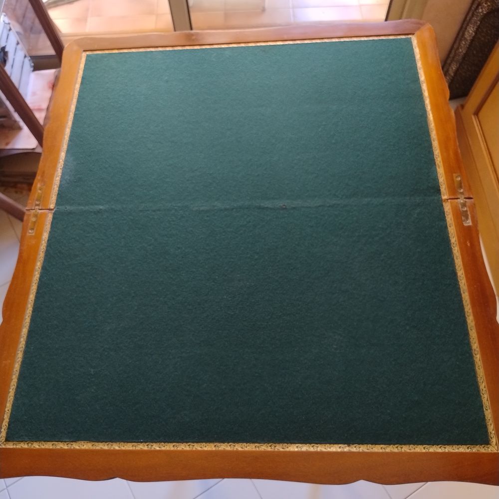 Table de jeu Meubles