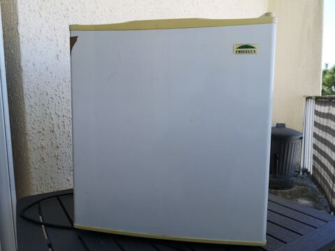 Frigo mini-bar FRIGELUX CUBE 50 0 Mrignac (33)