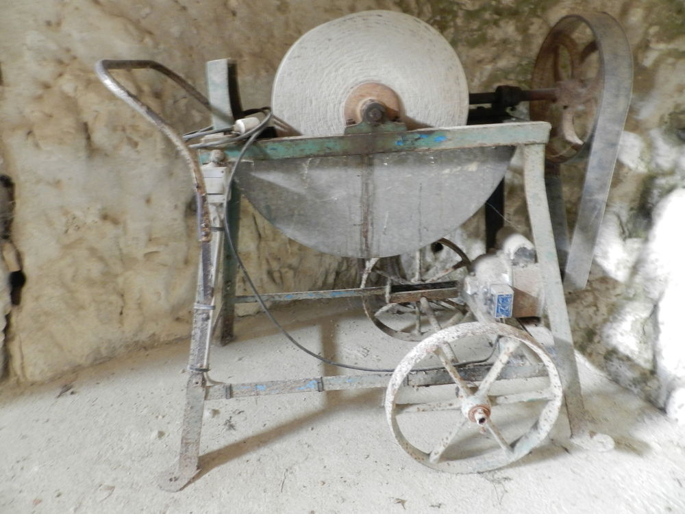 MEULE ELECTRIQUE Bricolage