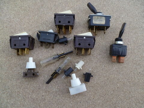 LOTS MICRO INTERRUPTEURS, VOYANTS LUMINEUX 15 Sales (74)