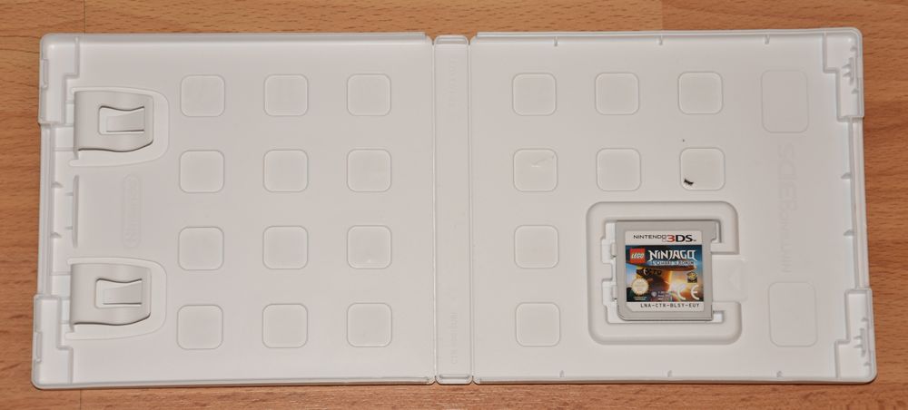 Jeu 3DS Lego NINJAGO. L'ombre de Ronin. 3DS Nintendo. Tbe Consoles et jeux vidéos