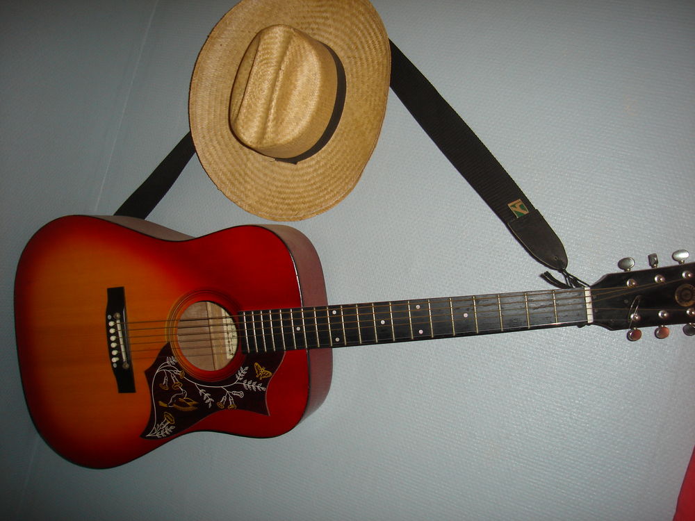 guitare de grande marque royale Instruments de musique