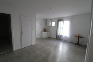  Appartement à louer 4 pièces 68 m²