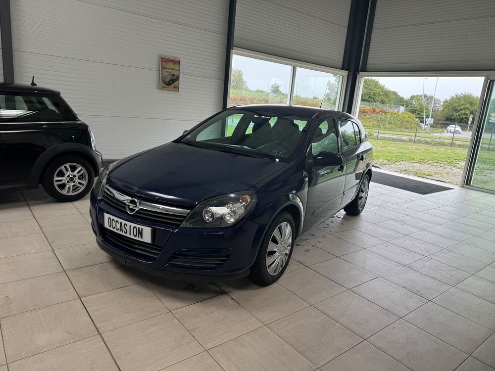 Astra 1.9 CDTI 100 COSMO 2006 occasion 56400 Brech