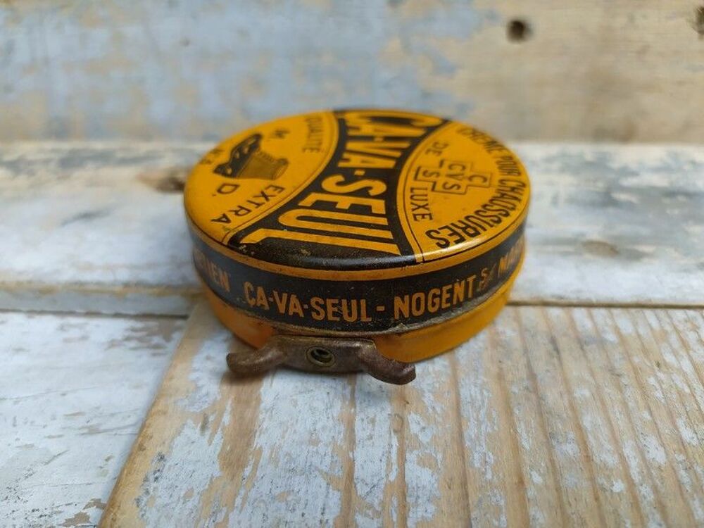 Ancienne Boite Publicitaire Cirage &Ccedil;a Va Seul N&deg;3
Diam&egrave;tre 