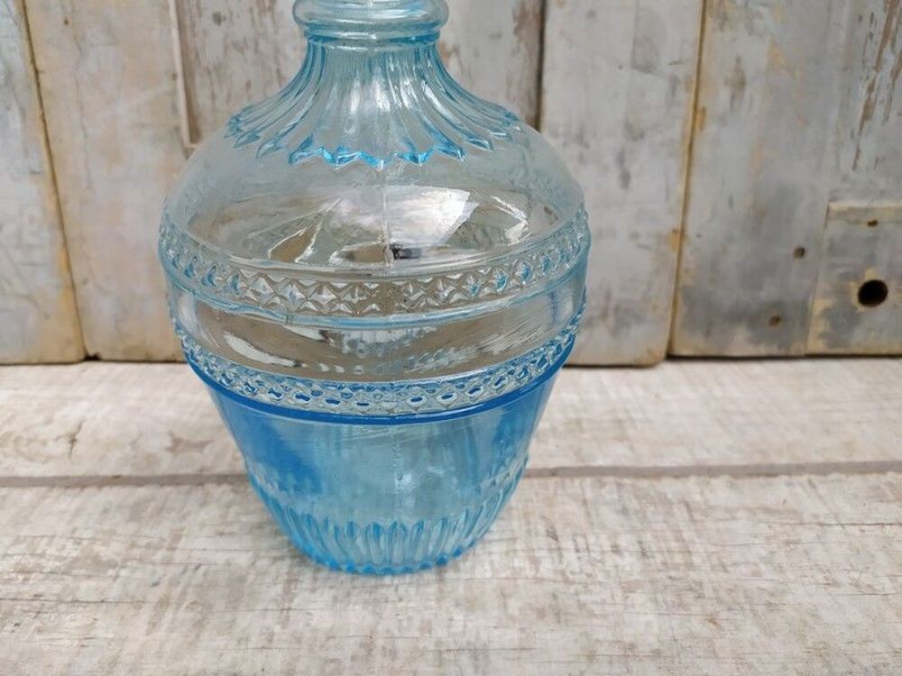 Grande Carafe Verre Moul&eacute; Bleu Azur XIX&egrave;me Décoration