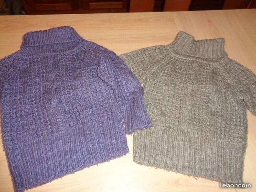 2 pulls col roul&eacute;s laine taille 7 ans en tbe &agrave; 12 euros Vêtements enfants