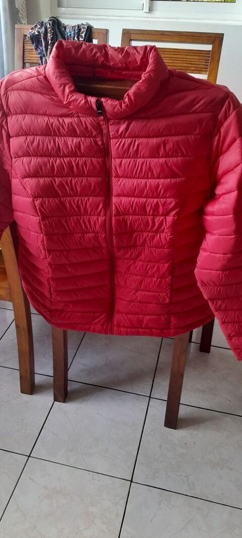 Doudoune Rouge 10 Saint-Philippe (97)