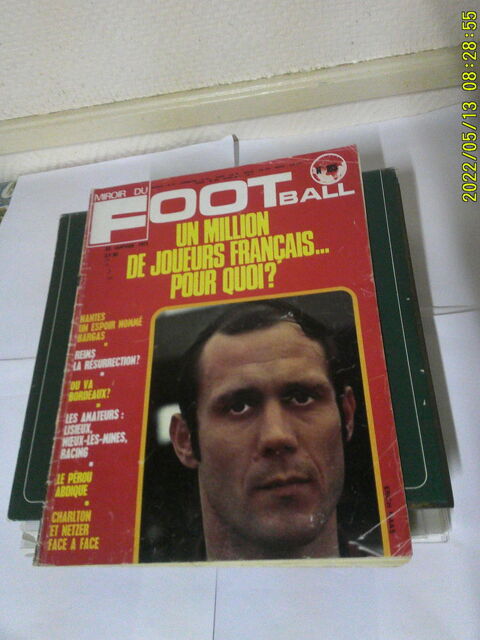 lot de ( 3 ) Revues -  MIROIR  DU  FOOTBALL 20 Nontron (24)