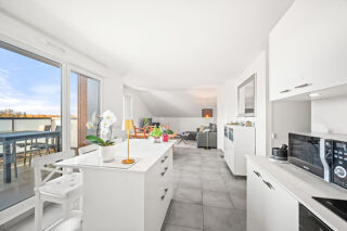  Appartement � vendre 4 pi�ces 108 m� Reignier