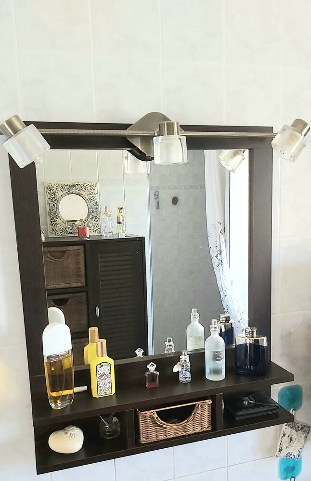 Meuble de rangement bois et paniers osier Meubles