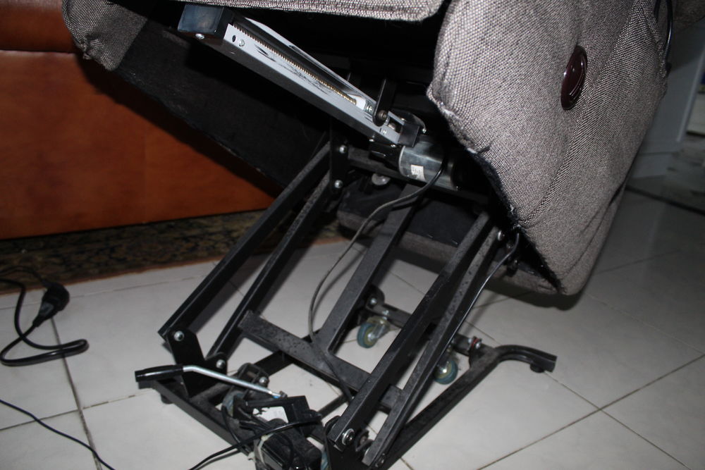 fauteuil relax &eacute;lectrique Meubles