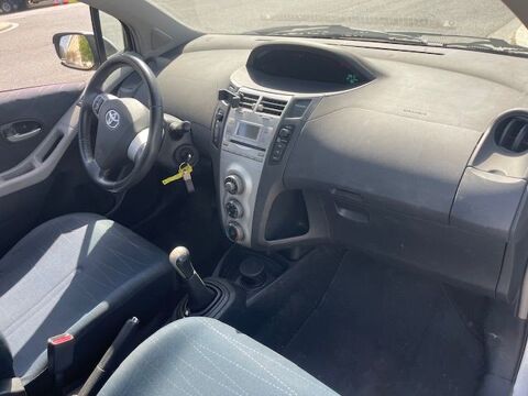 Toyota Yaris TOYOTA YARIS II 87 VVT-I LES BLEUS 5P 2007 occasion Paris 75017