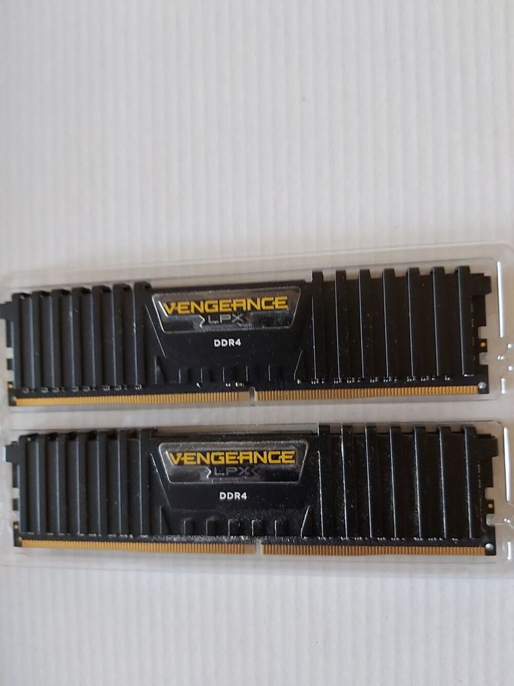 Carte mere + cpu + ram + Carte graphique Matériel informatique