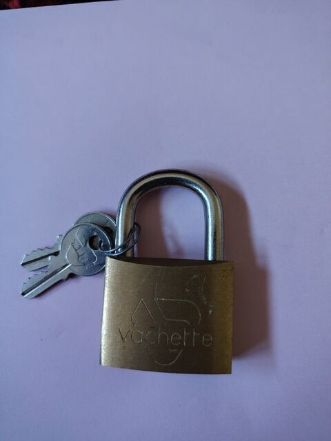 Cadenas Vachette
Salon-de-Provence (13)