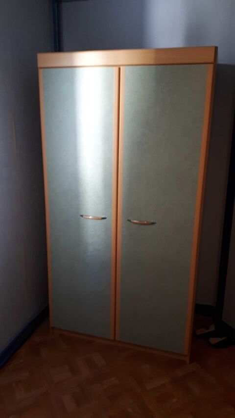 meuble de chambre, buffet salle à  manger, canapé + 2 fauteuil, table, chaise + plein d autre chose 0 Meaux (77)