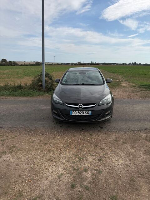 Opel astra J