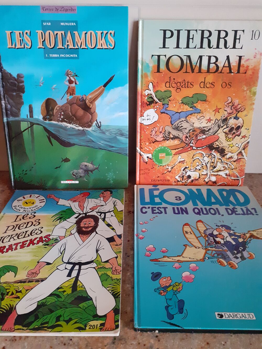 Bandes Dessin&eacute;es Livres et BD