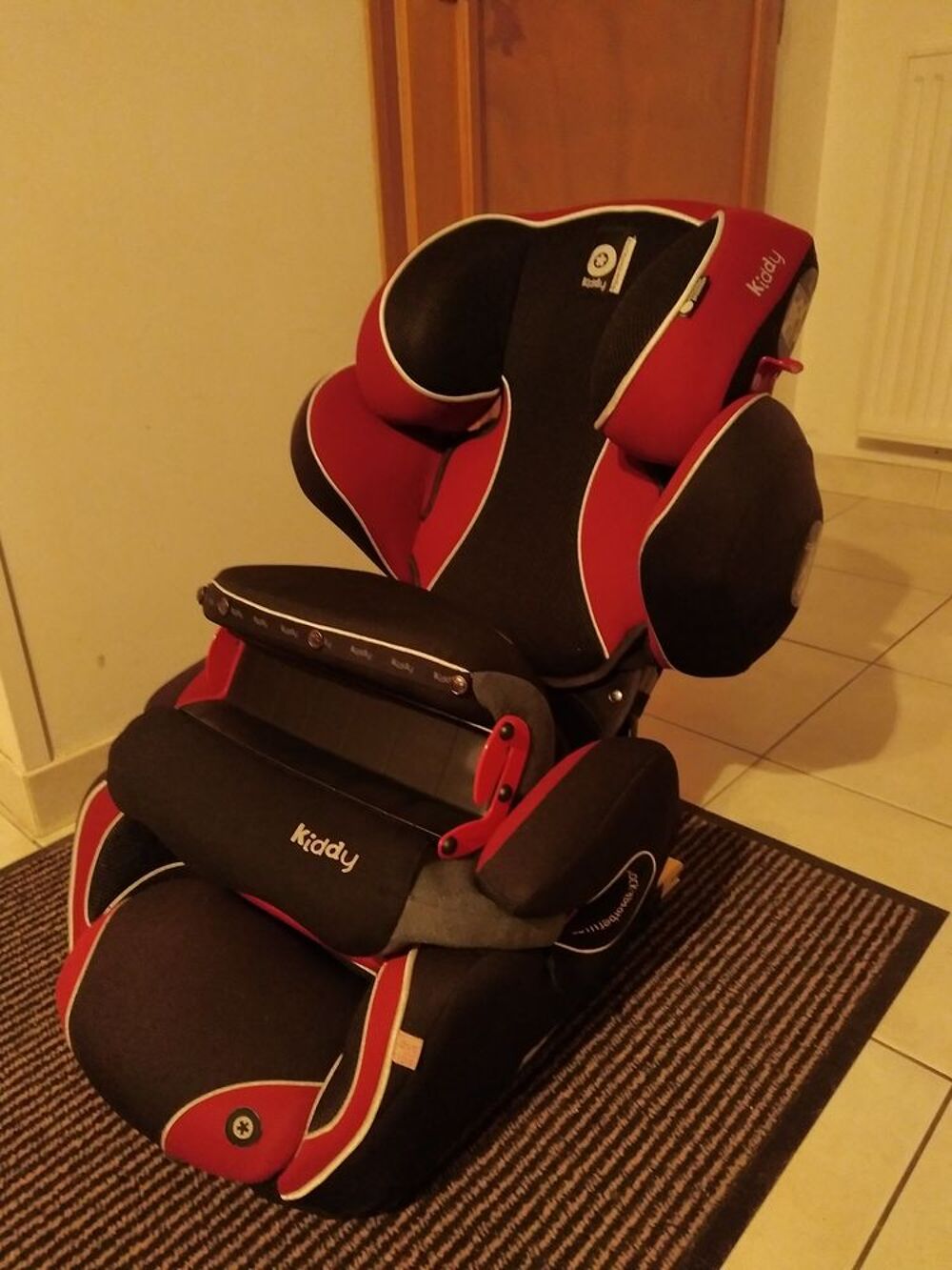 Si&egrave;ge Auto Kiddy guardian fix pro 2 Pu�riculture