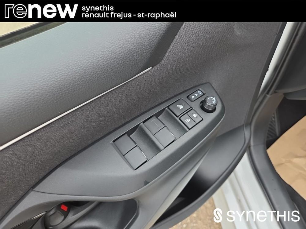 Yaris Hybride 116h Design 2025 occasion 83600 Fr&eacute;jus