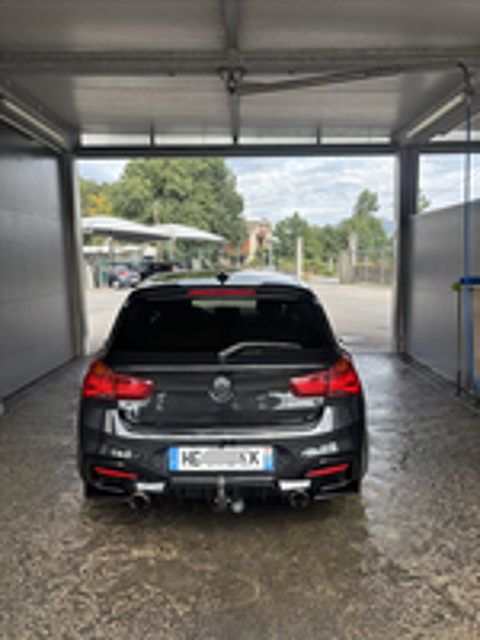 S&eacute;rie 1 120i 184 ch BVA8 Lounge 2017 occasion 77400 Lagny-sur-Marne