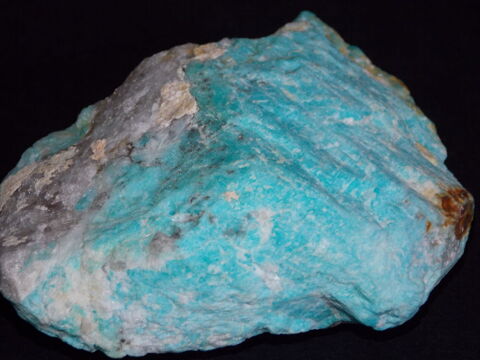 Amazonite   Arizona Etats-Unis  228gr  80 x 77 x 35 mm 50 Moyenmoutier (88)
