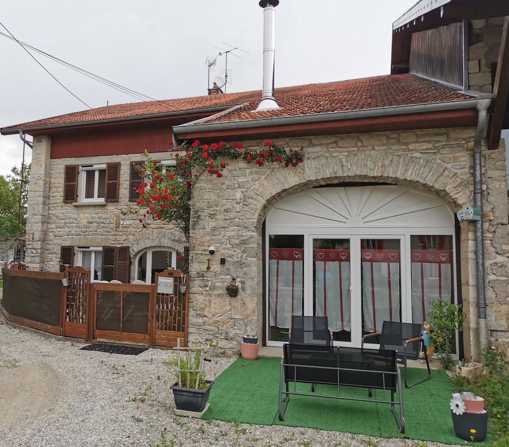 Vente Maison Maison familiale avec potentiel gîte ou Airbnb Andelot-en-montagne