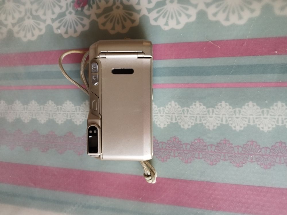 Appareil photo Nikon Lite touch zoom 120 ED Photos/Video/TV
