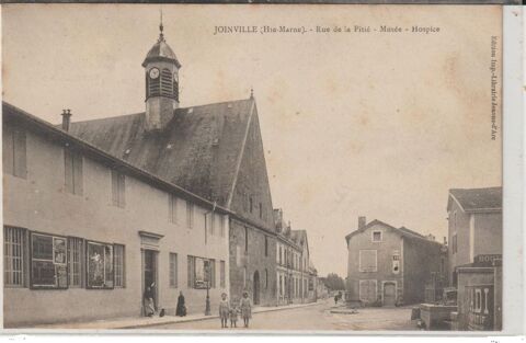 Dt  52 - JOINVILLE - Rue de la pitié - Musée - Hospice 3 Doullens (80)