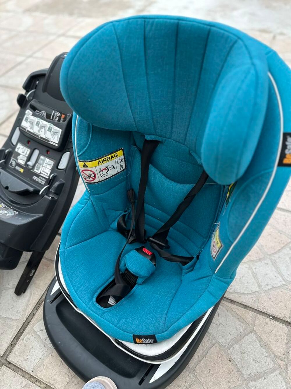 si&egrave;ge auto besafe et sa base isofix + cosy Pu�riculture