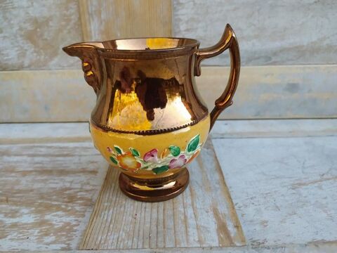 Ancien Petit Pichet Pot à Lait Faïence Lustrée de Jersey. 25 Loches (37)