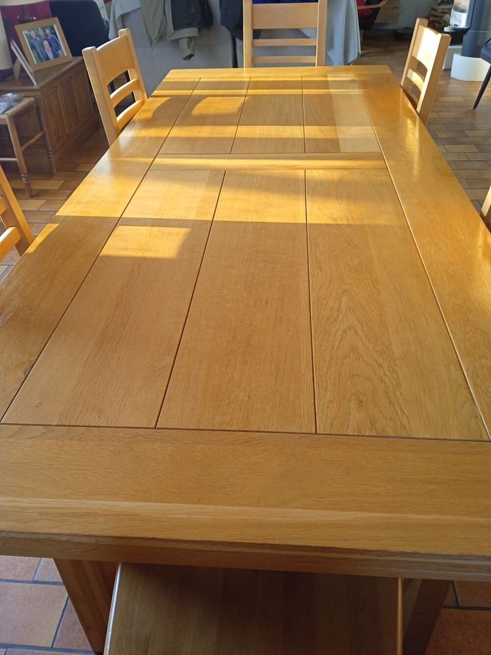 Table et chaises salle &agrave; manger Meubles
