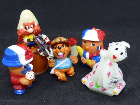 Lot de figurines KINDER multiples 3 Rueil-Malmaison (92)