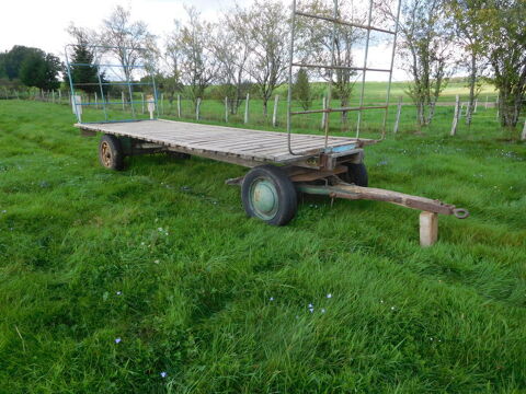 Ancien charriot  agricole 80 Esmouli�res (70)