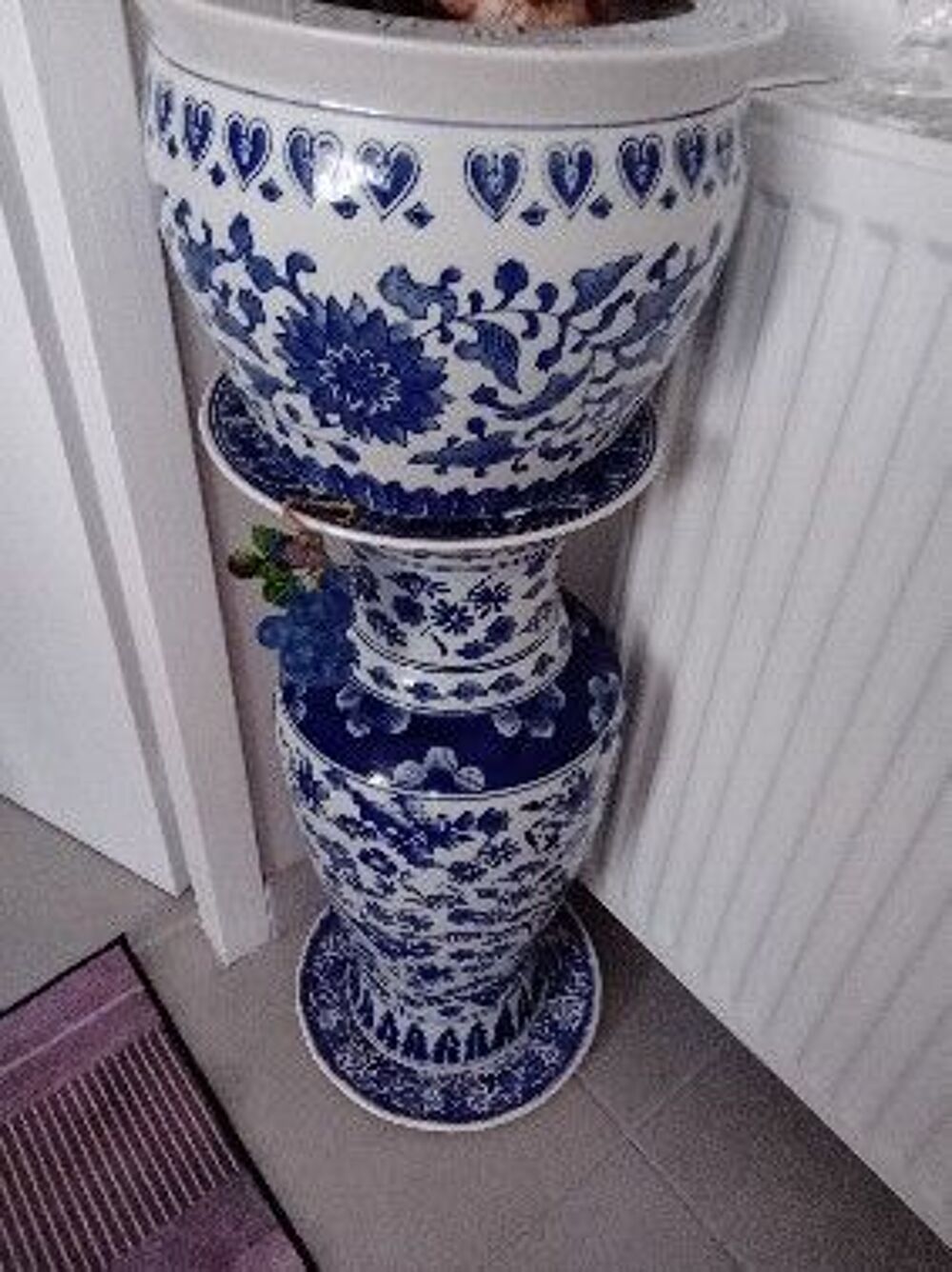 GRAND VASE ET CACHE POT ASSORTIS Décoration