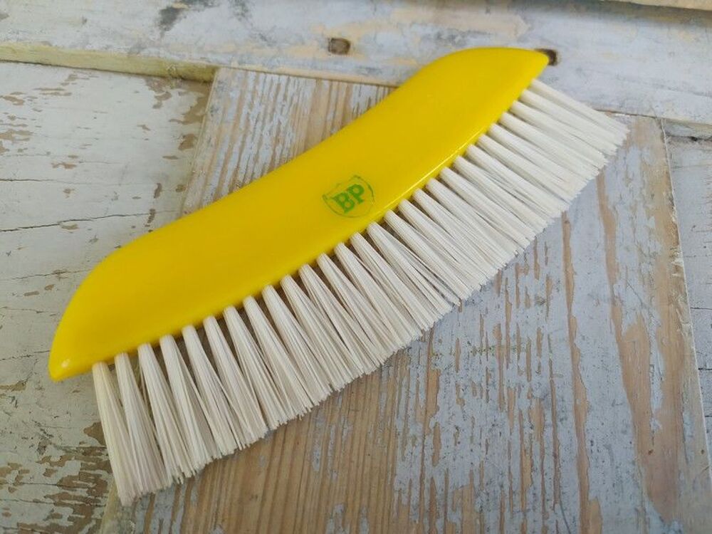 Brosse BP Collection Garage Automobilia Bidon Huile
