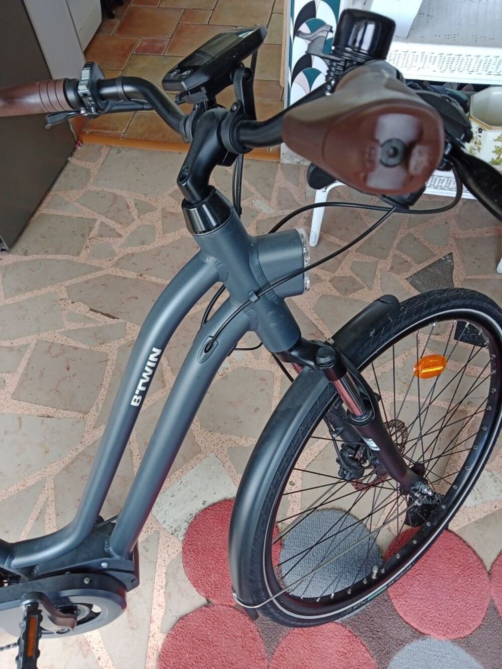 v&eacute;lo &eacute;lectrique Femme taille L Vélos