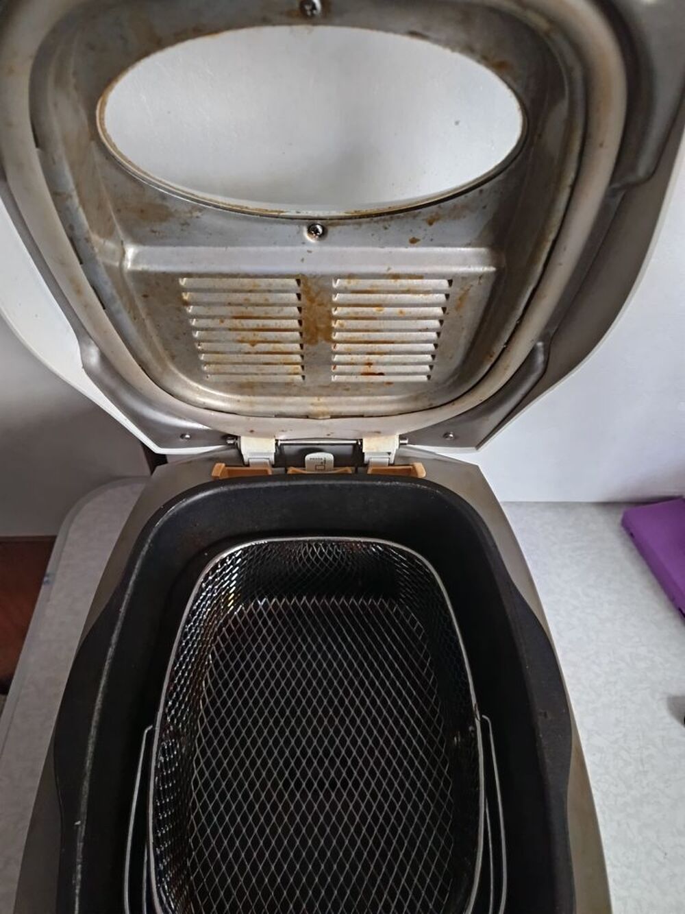 Friteuse Philips Grande capacit&eacute; 2.5l 2000w Electroménager