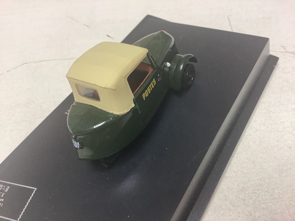 LA POSTE PEUGEOT VLV 1941 1/43 voiture miniature 