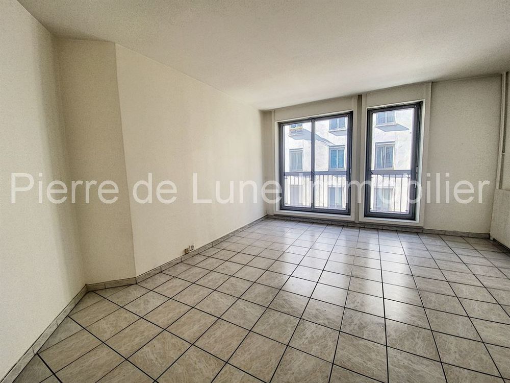 Appartement 2 pièce(s) 50 m²à louer Paris-17e-arrondissement