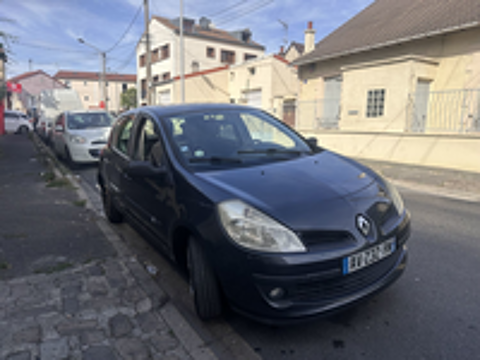 Clio III 1.2 16V 75 eco2 Expression 2009 occasion 93200 Saint-Denis