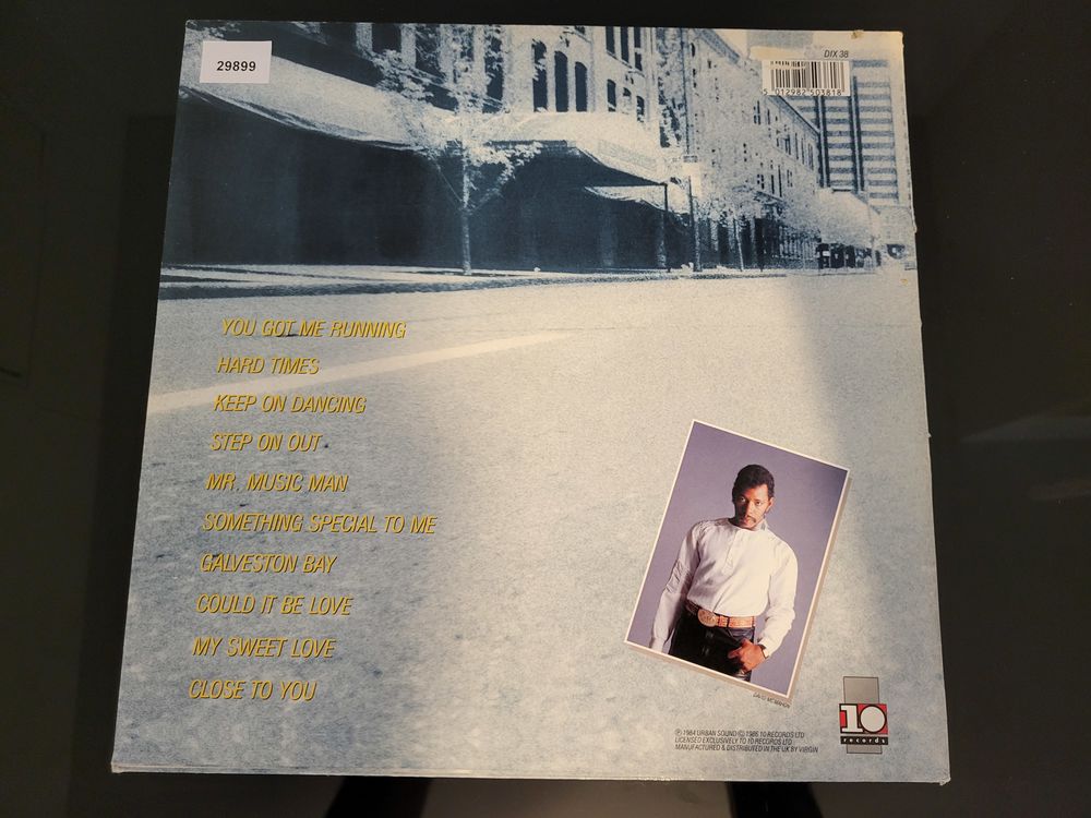LP Lonnie Hill You Got Me Running 1984 Near Mint CD et vinyles