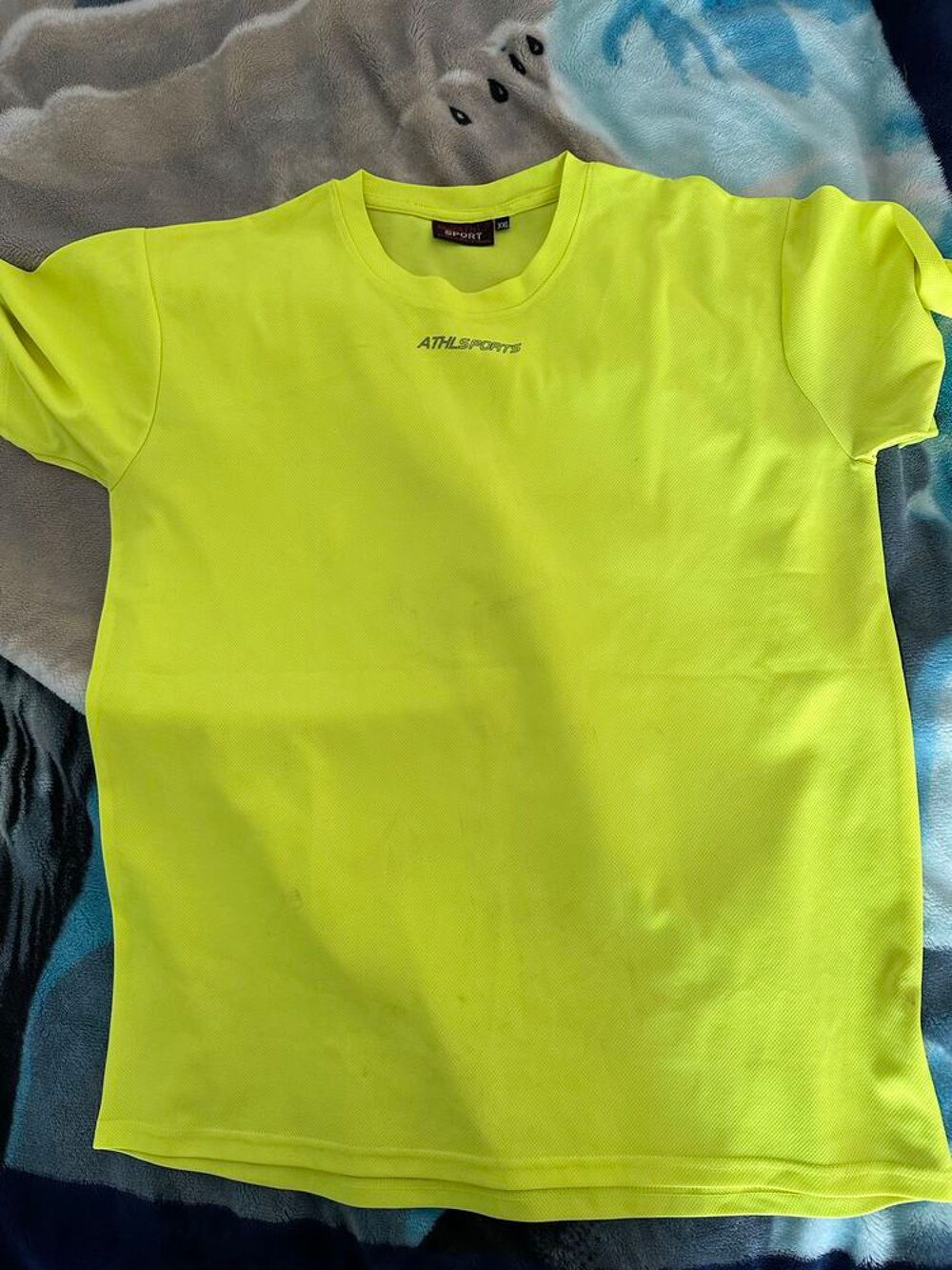 tee-shirts Vêtements